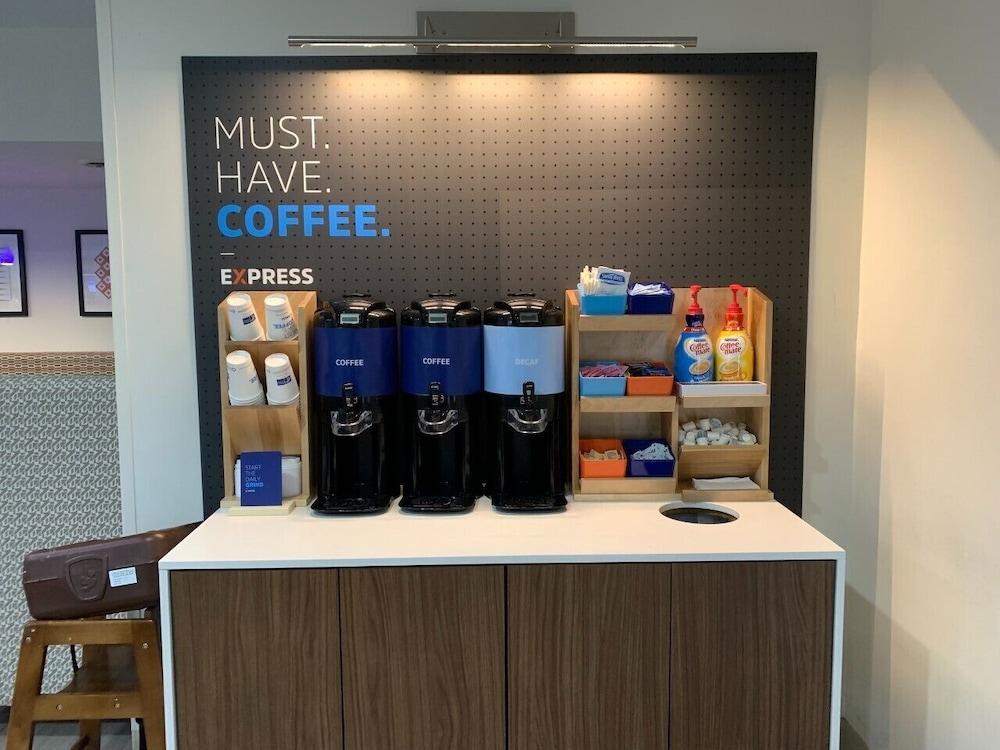 Holiday Inn Express & Suites Evansville North By Ihg Warrenton Eksteriør billede