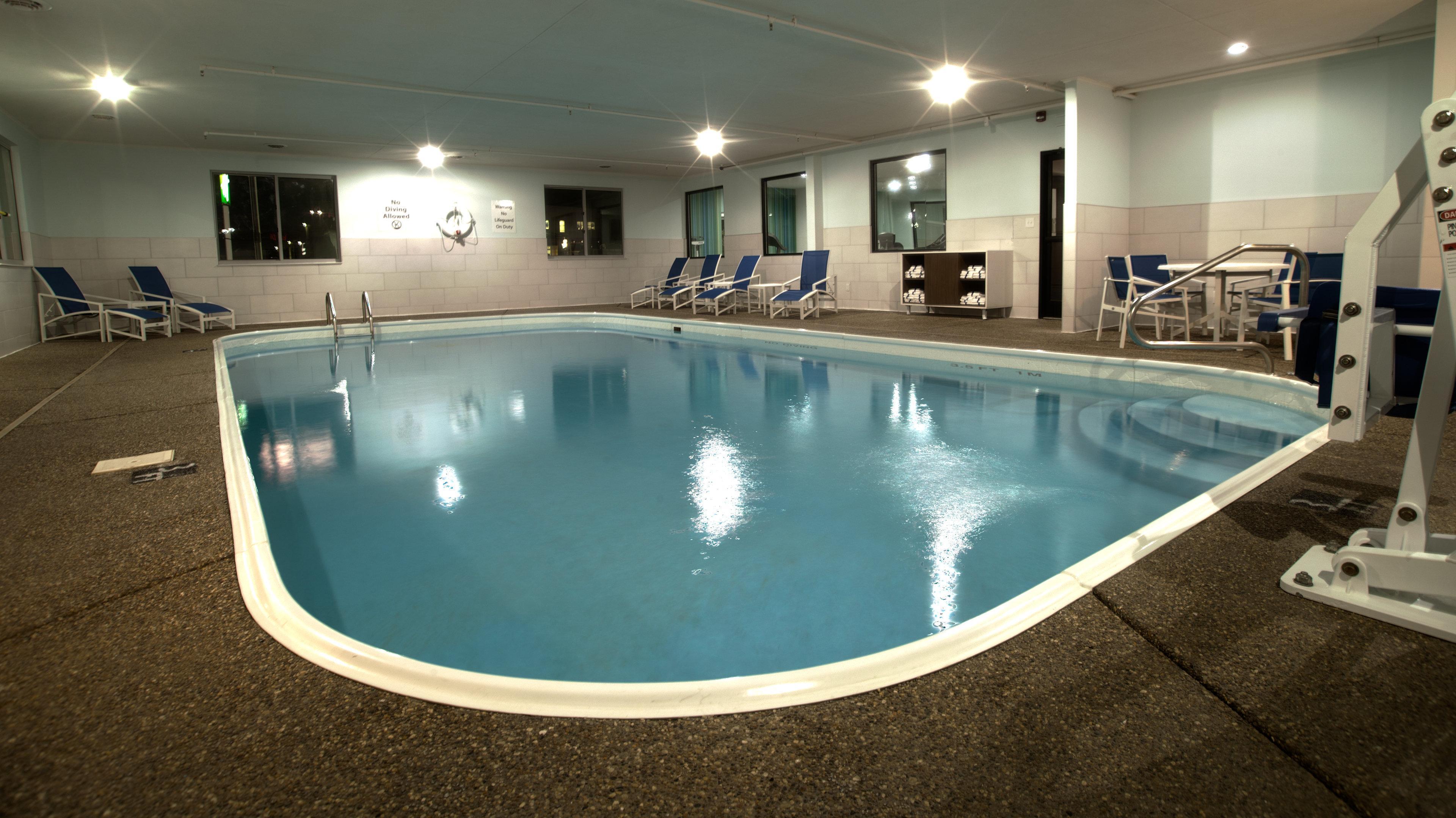 Holiday Inn Express & Suites Evansville North By Ihg Warrenton Eksteriør billede