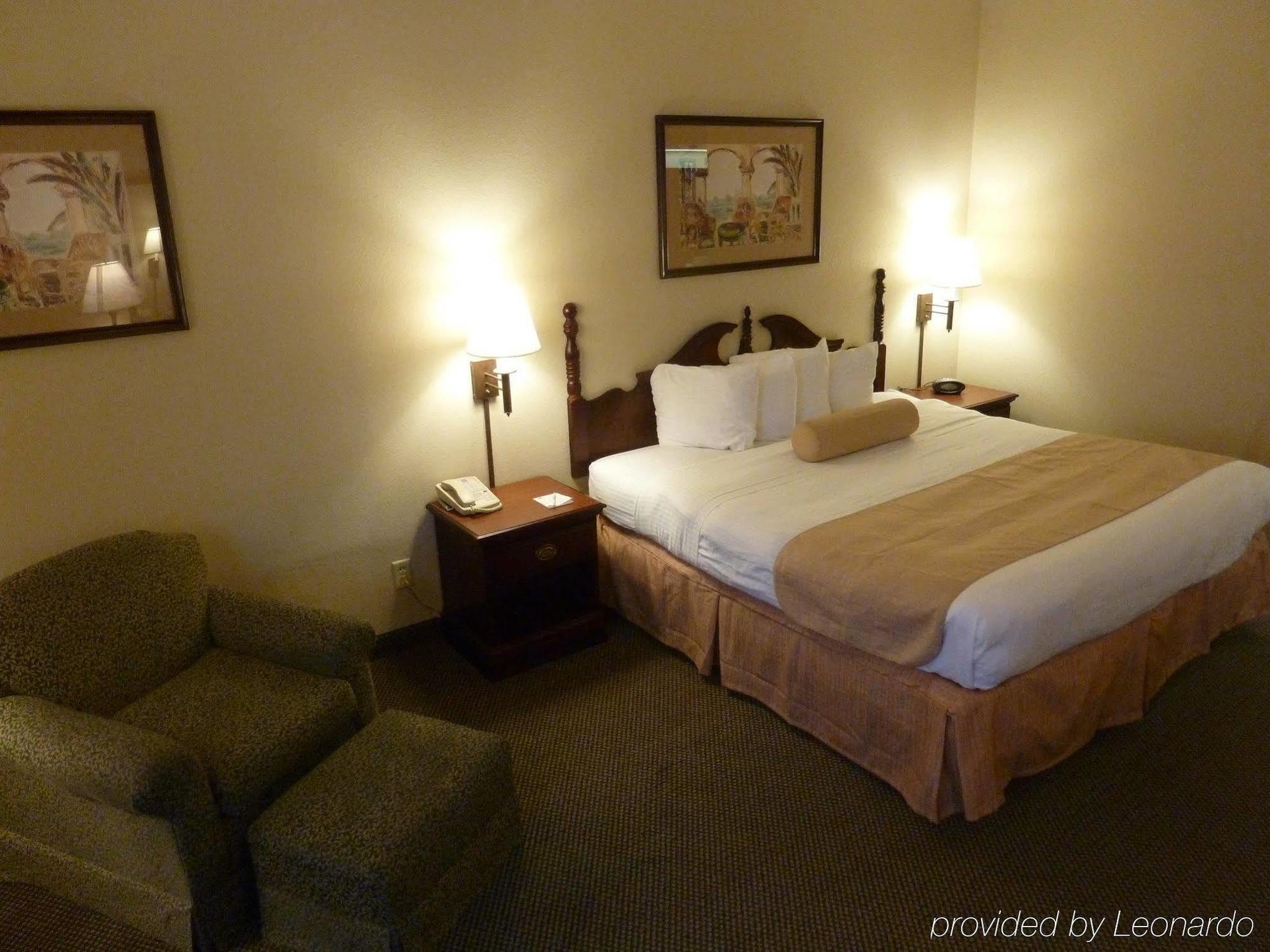 Holiday Inn Express & Suites Evansville North By Ihg Warrenton Værelse billede