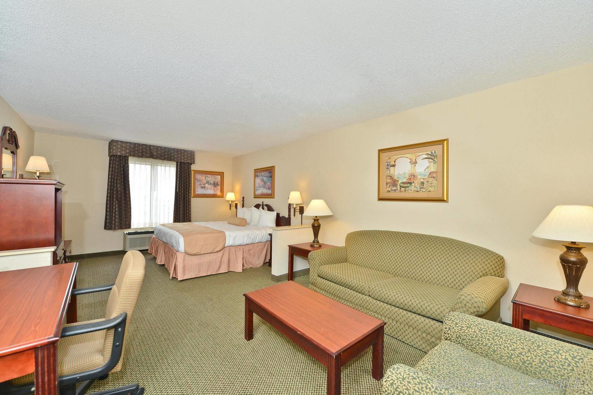 Holiday Inn Express & Suites Evansville North By Ihg Warrenton Eksteriør billede