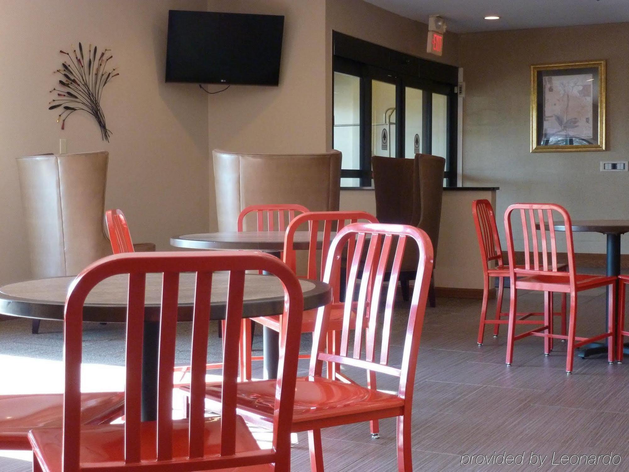 Holiday Inn Express & Suites Evansville North By Ihg Warrenton Restaurant billede